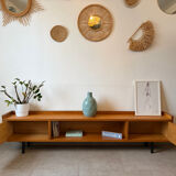 Vintage low oak sideboard (shallow)