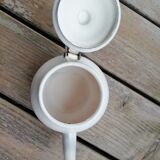 Enamelled sheet metal teapot