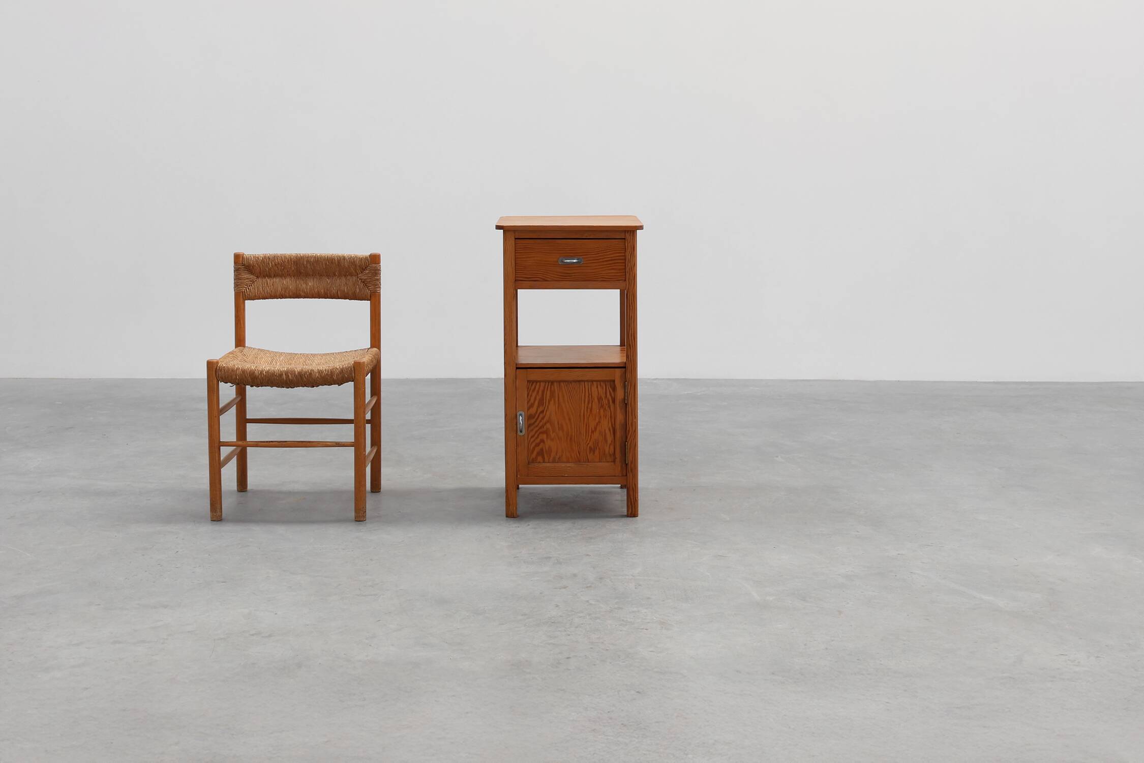 Robust Art Deco nightstand in pine wood, France 1940s