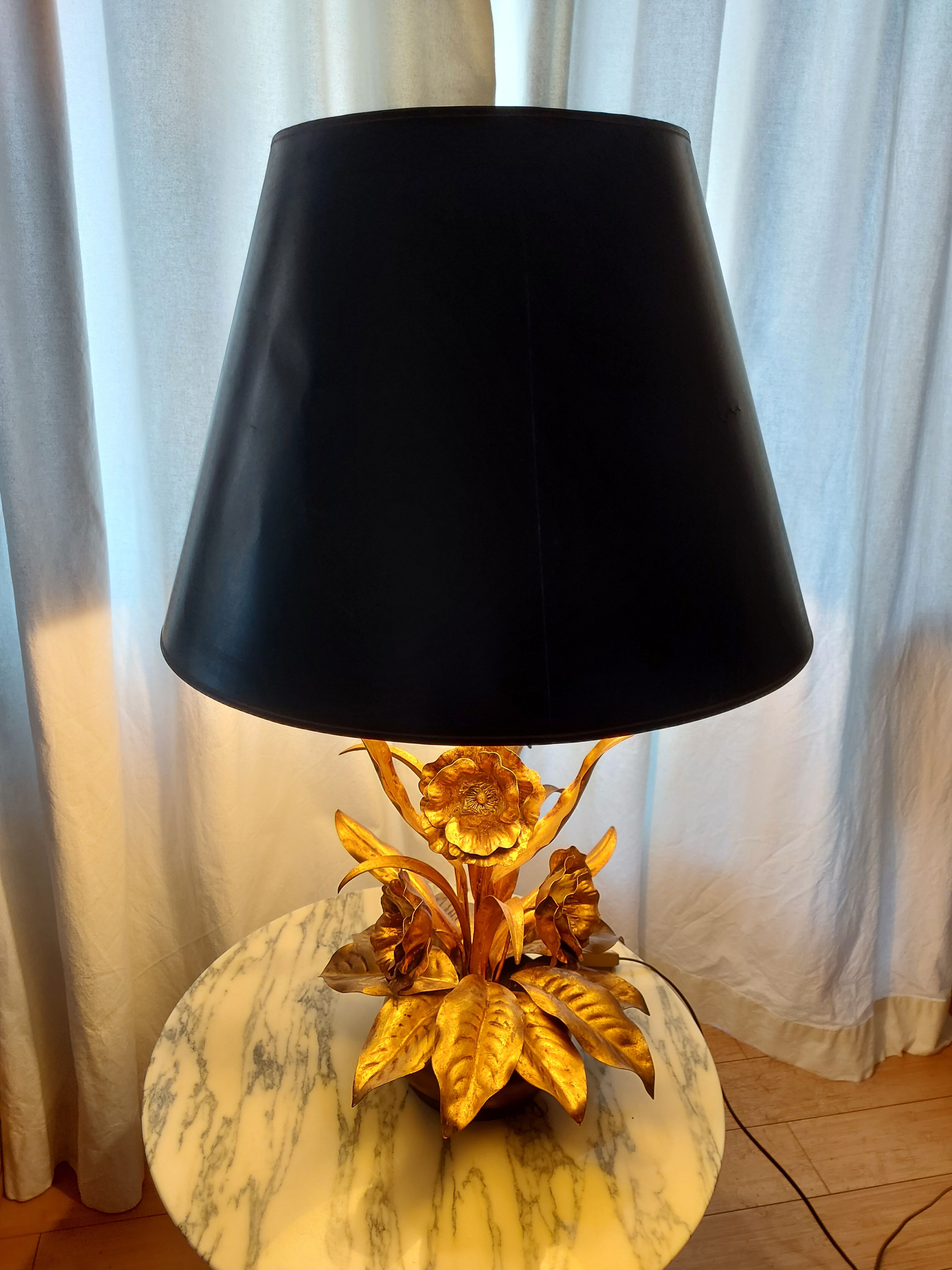 Large lamp, bouquet of vintage anemone flowers, gold metal, Hans Kogl