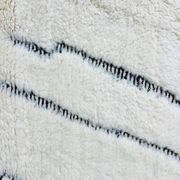 Large traditional handwoven Azilal Berber rug, size 3/4 m.
