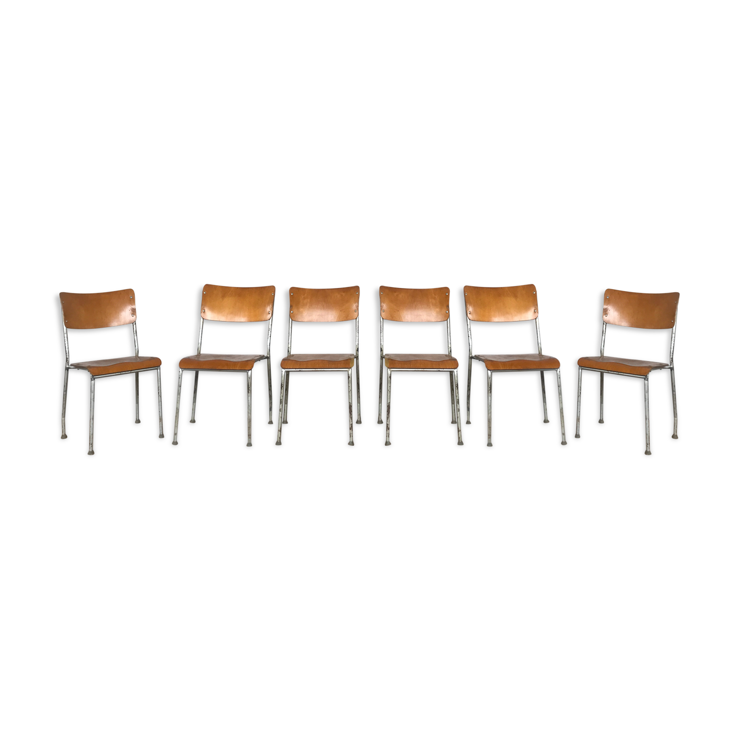 Series of 6 vintage industrial school chairs stackable 1950 thermophorized seating