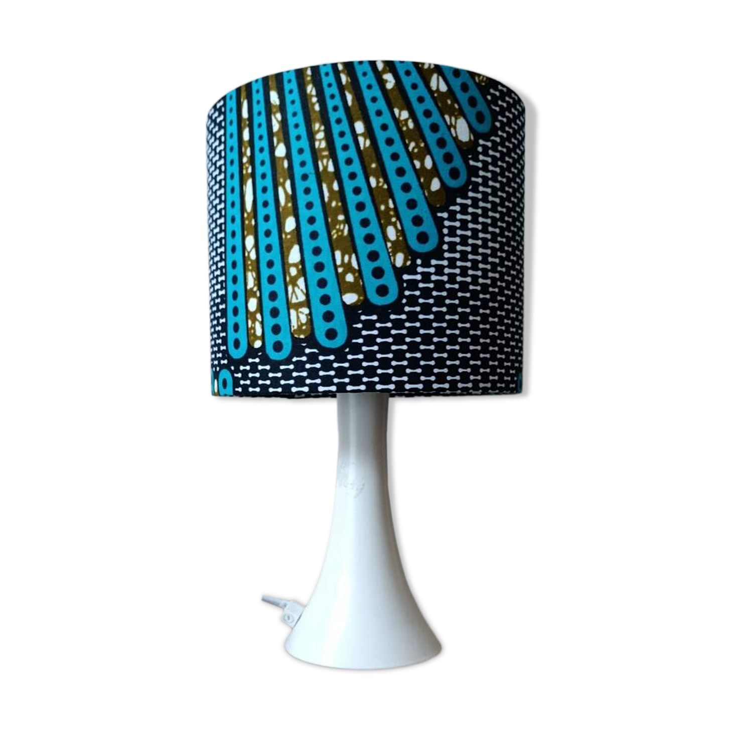 table lamp trumpet foot, modern graphic printed wax shade