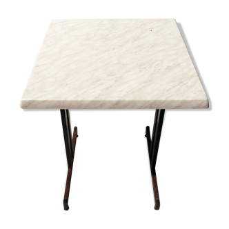 Square bistro table