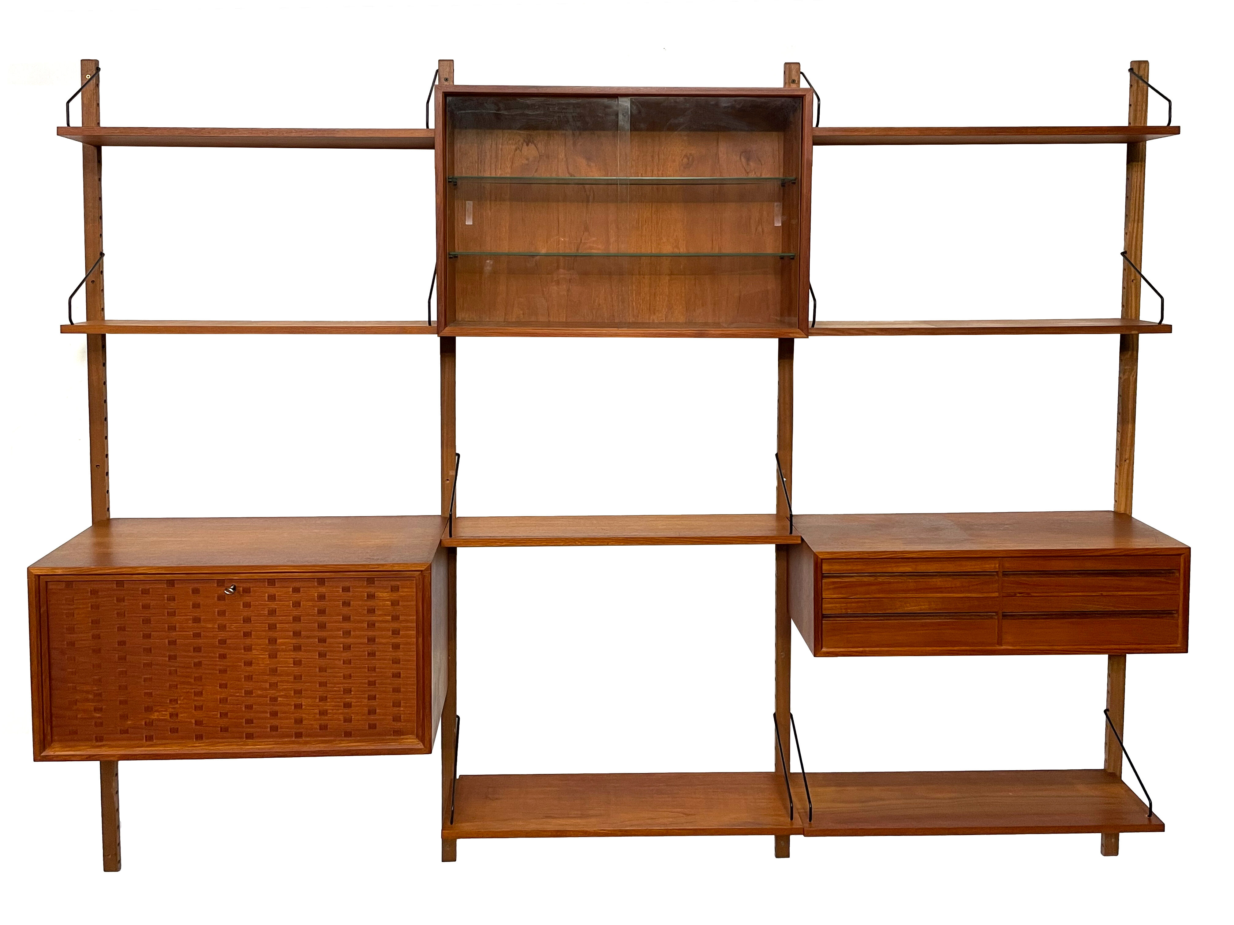 Vintage Poul Cadovius Royal System wall system wall unit
