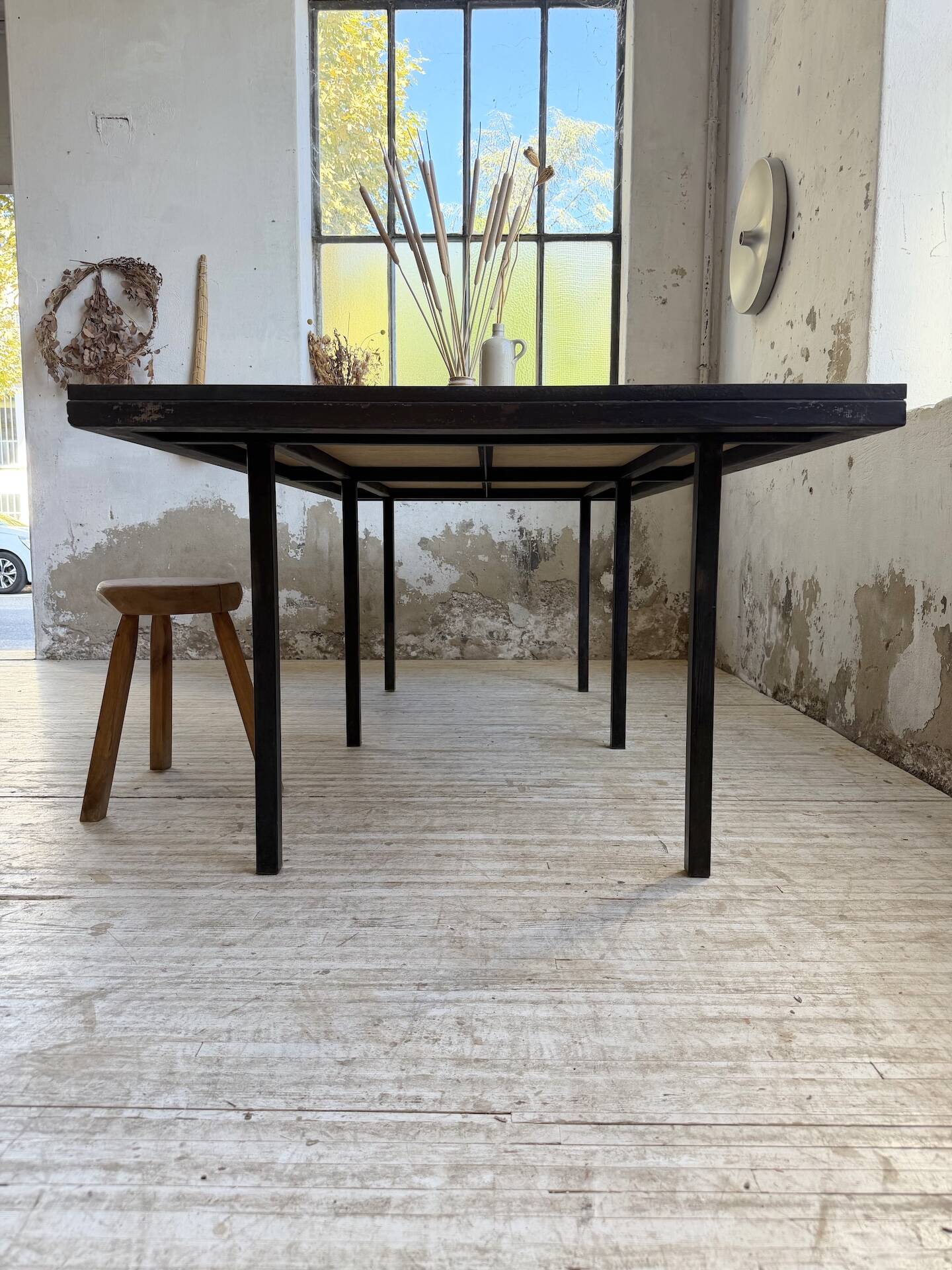 Dining table tiled 1950 dlg Capron