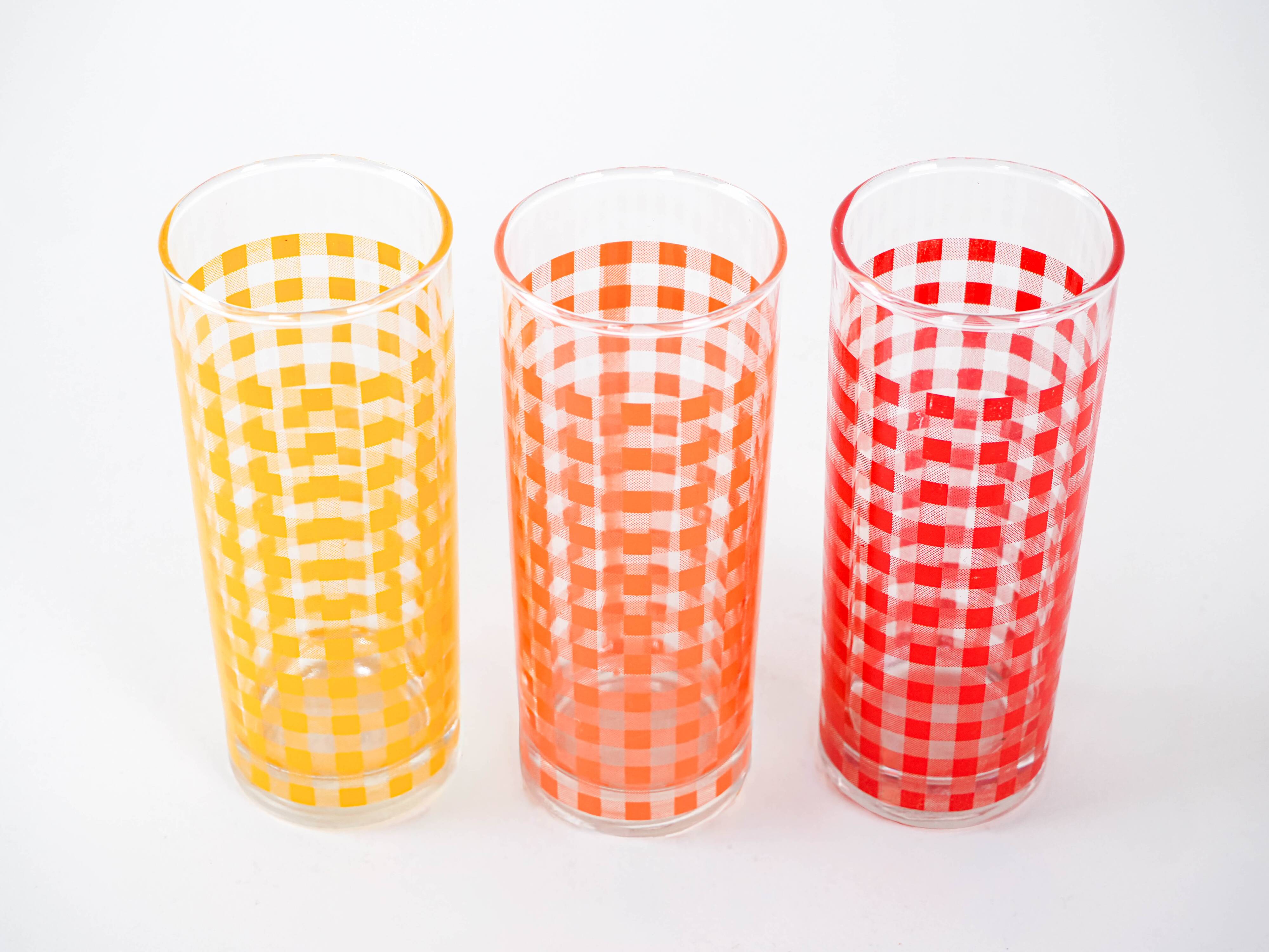 Ensemble de trois verres, design danois, années 1970, fabriqué au Danemark.