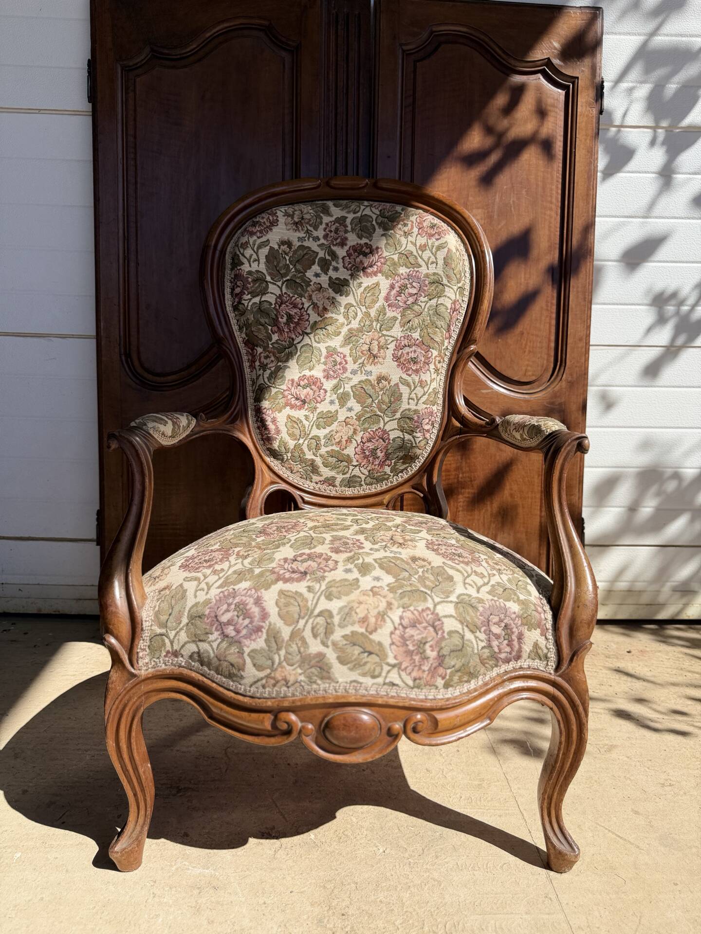 Antique Louis XV cabriolet armchair - floral fabric