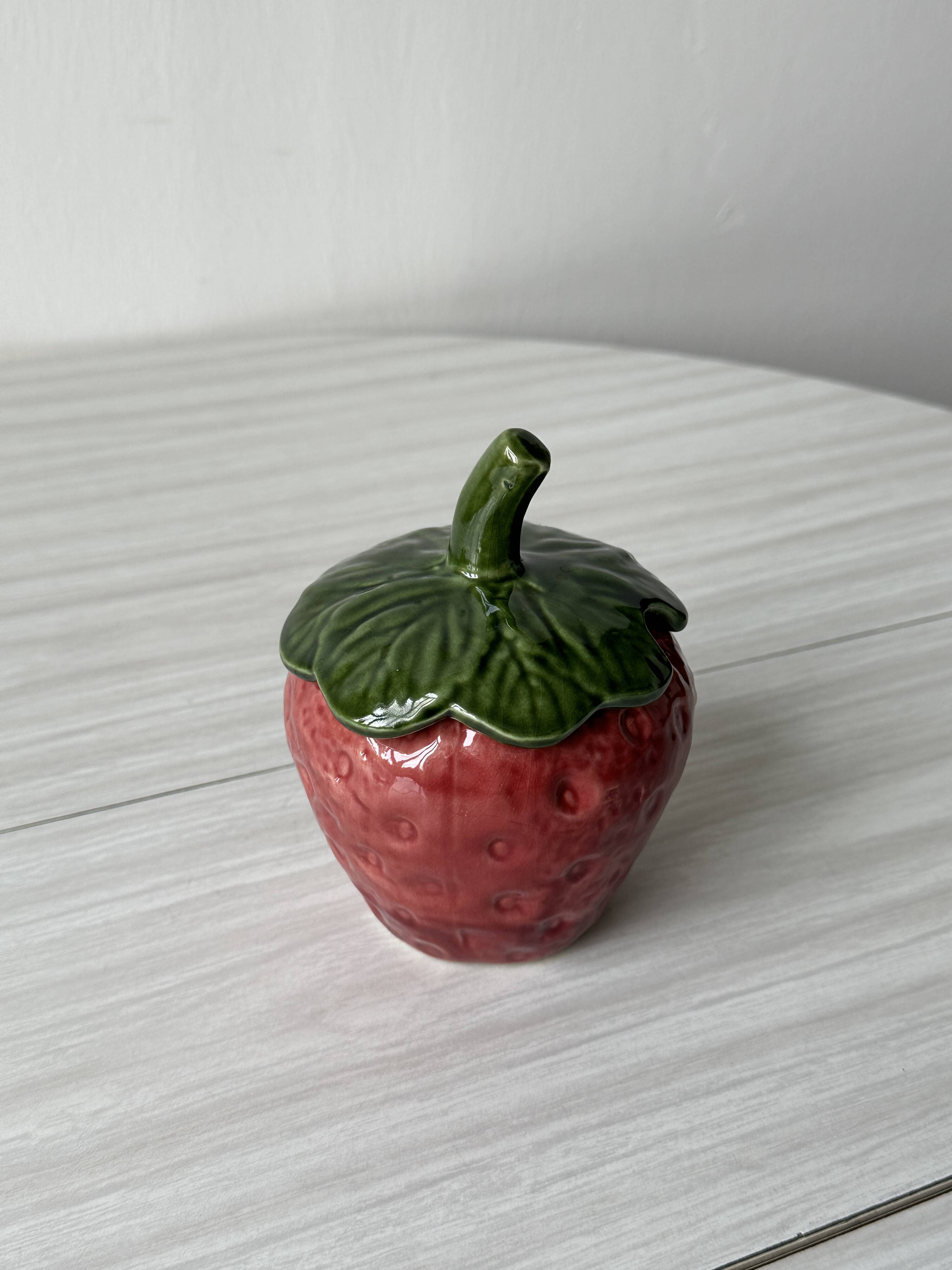 Strawberry slushy jam pot