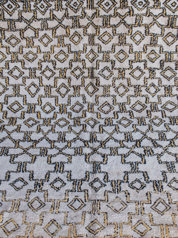 Beniourain, 308 x 176 authentic hand made wool rug