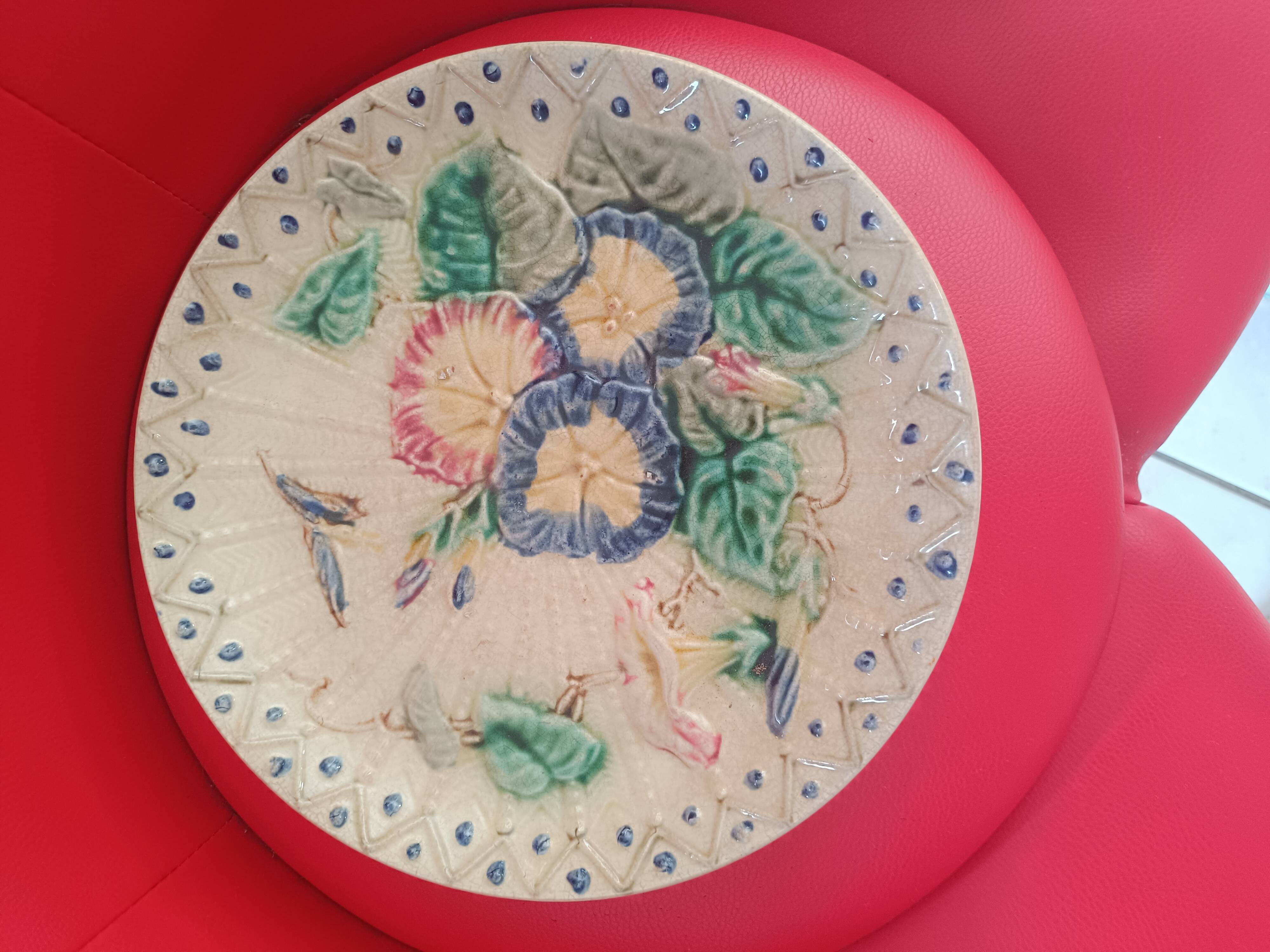 Belgian slip plate. Late 19th century. Wesnel.