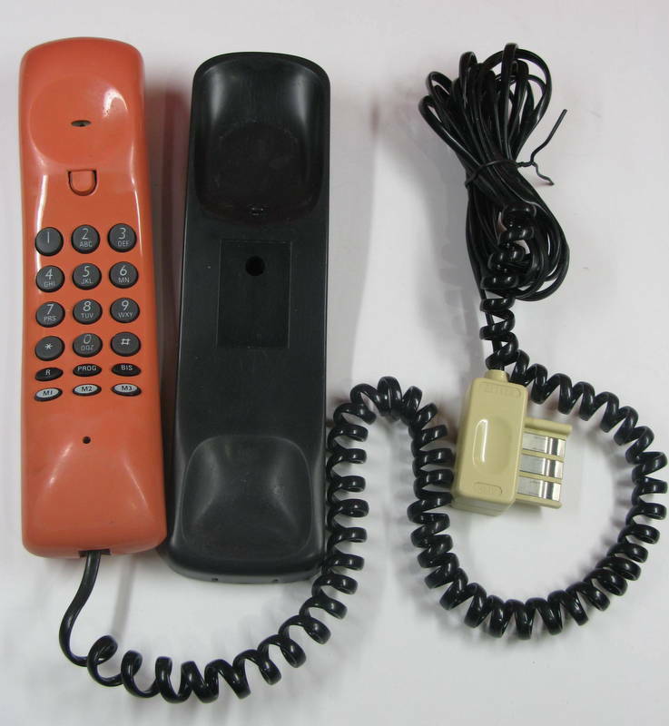 Téléphone rétro "ilea" France telecom vieux rose