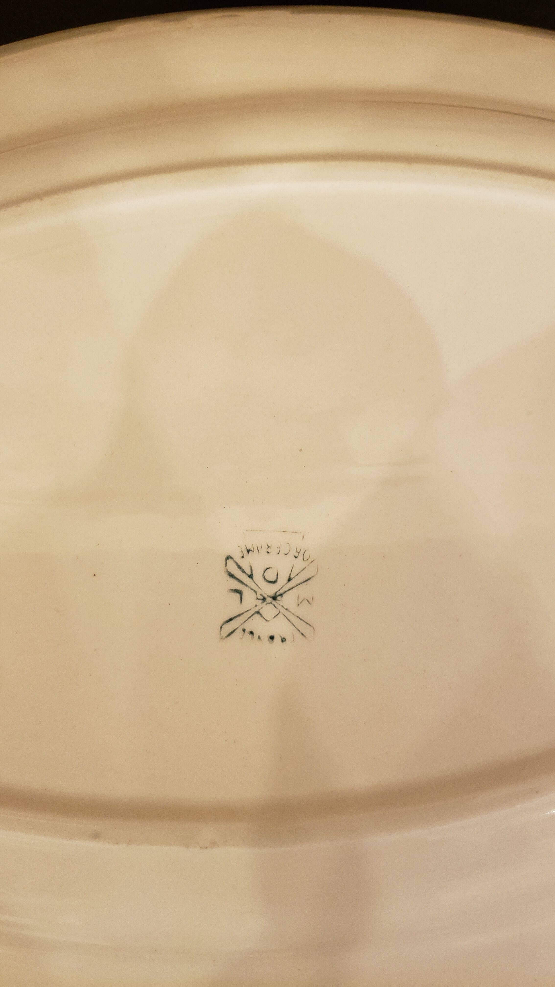 Oval dish Moulin des Loups