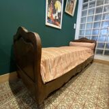 Wooden daybed