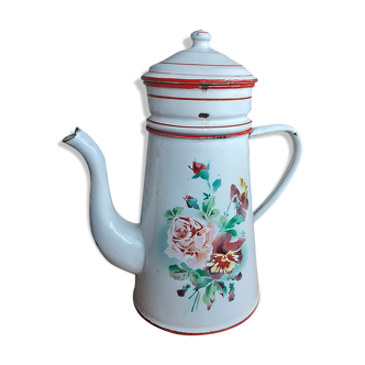 Cafetière émaillée ancienne