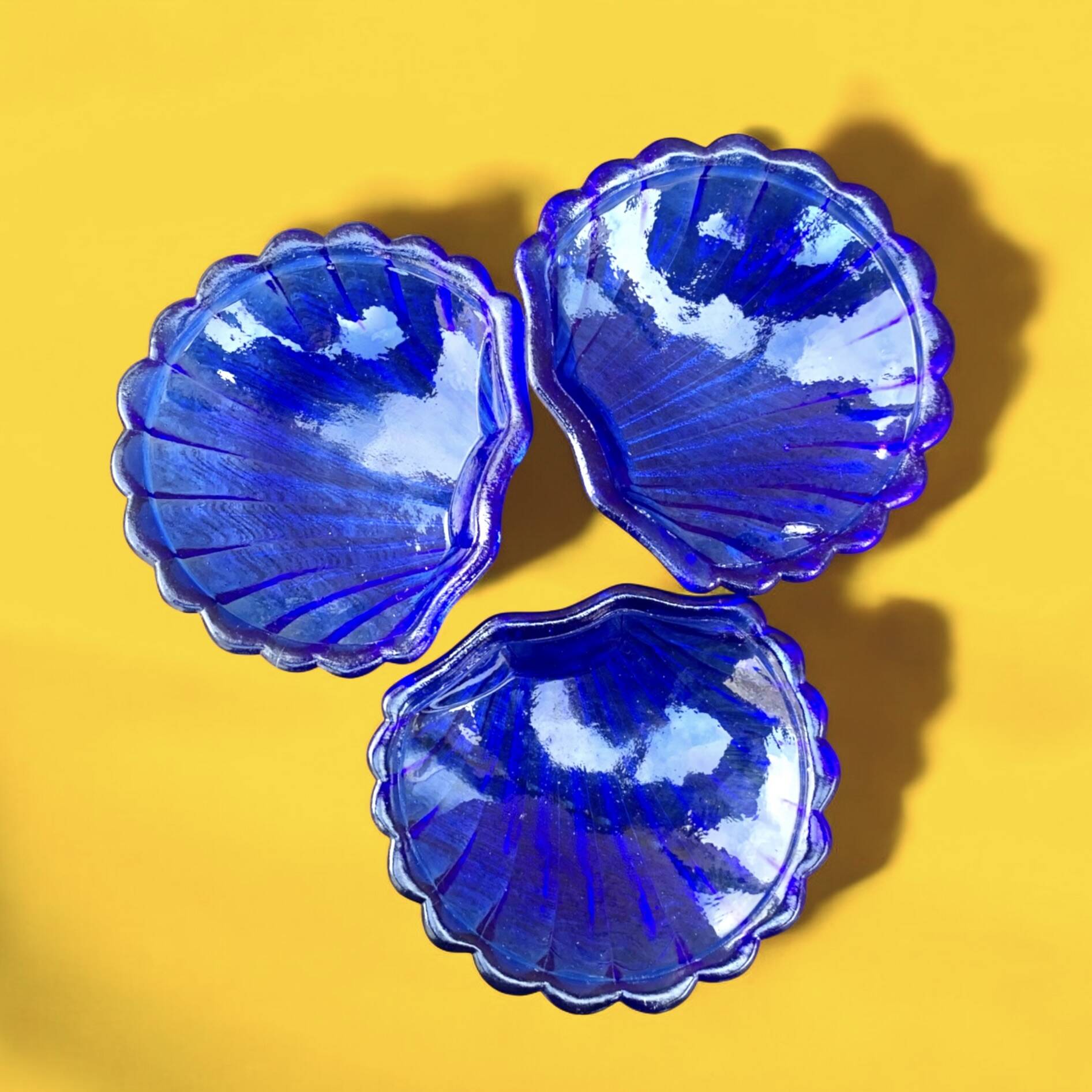 Set of 3 vintage shell butter dishes in stainless steel and cobalt blue glass