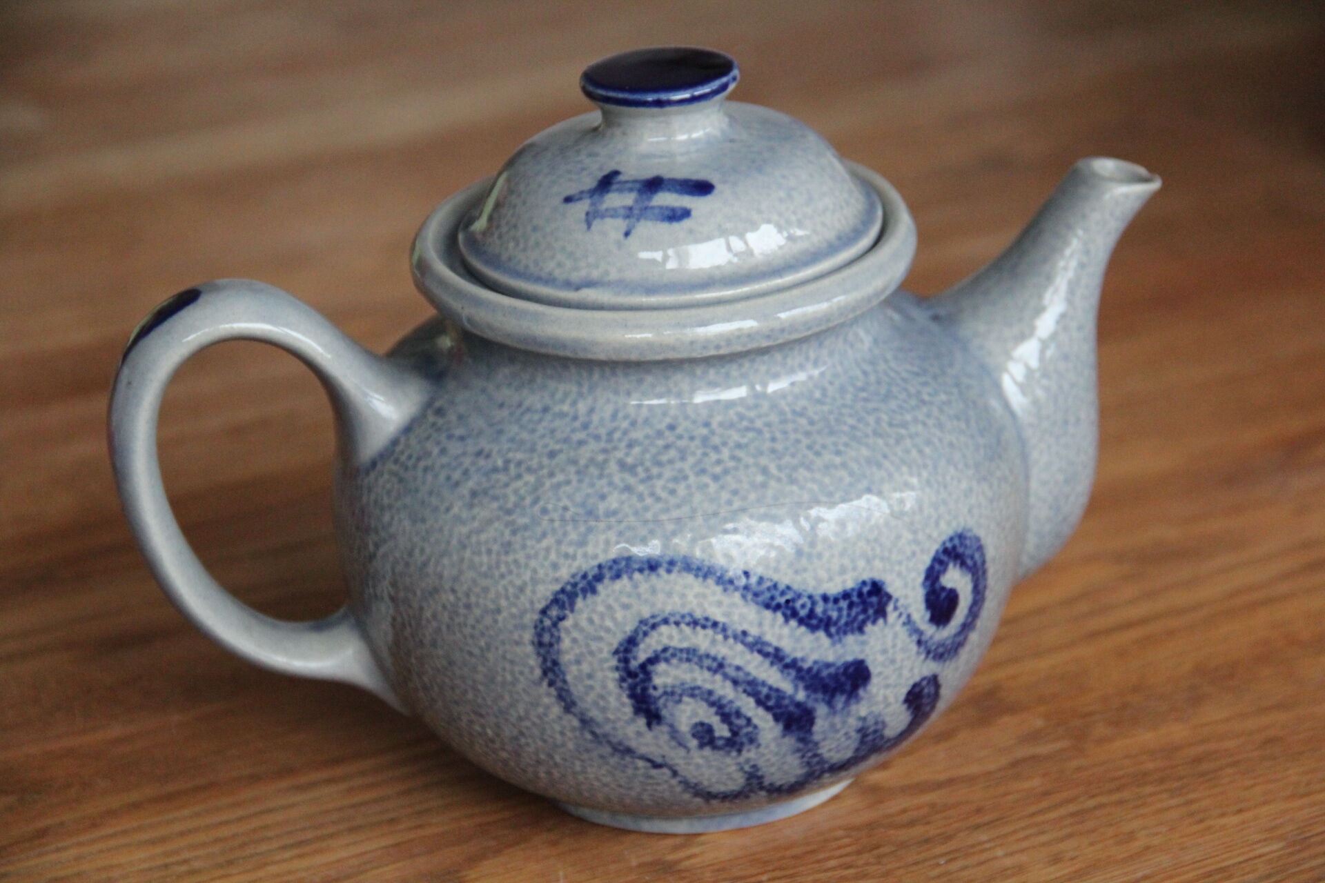 Rustic ceramic teapot glazed 1.4 L