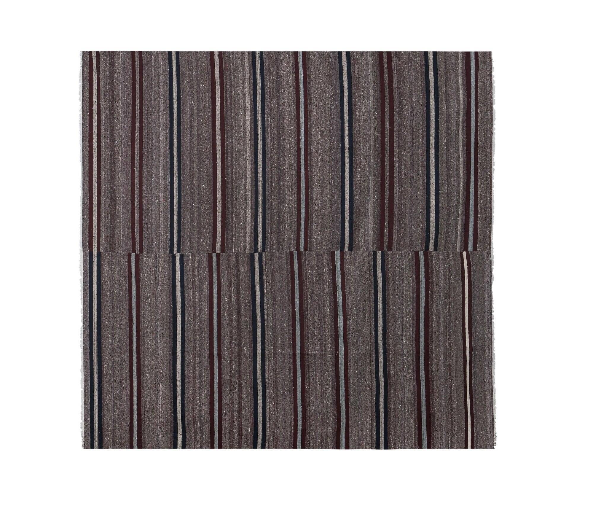 Vintage Turkish kilim, handwoven, 292x300 cm.