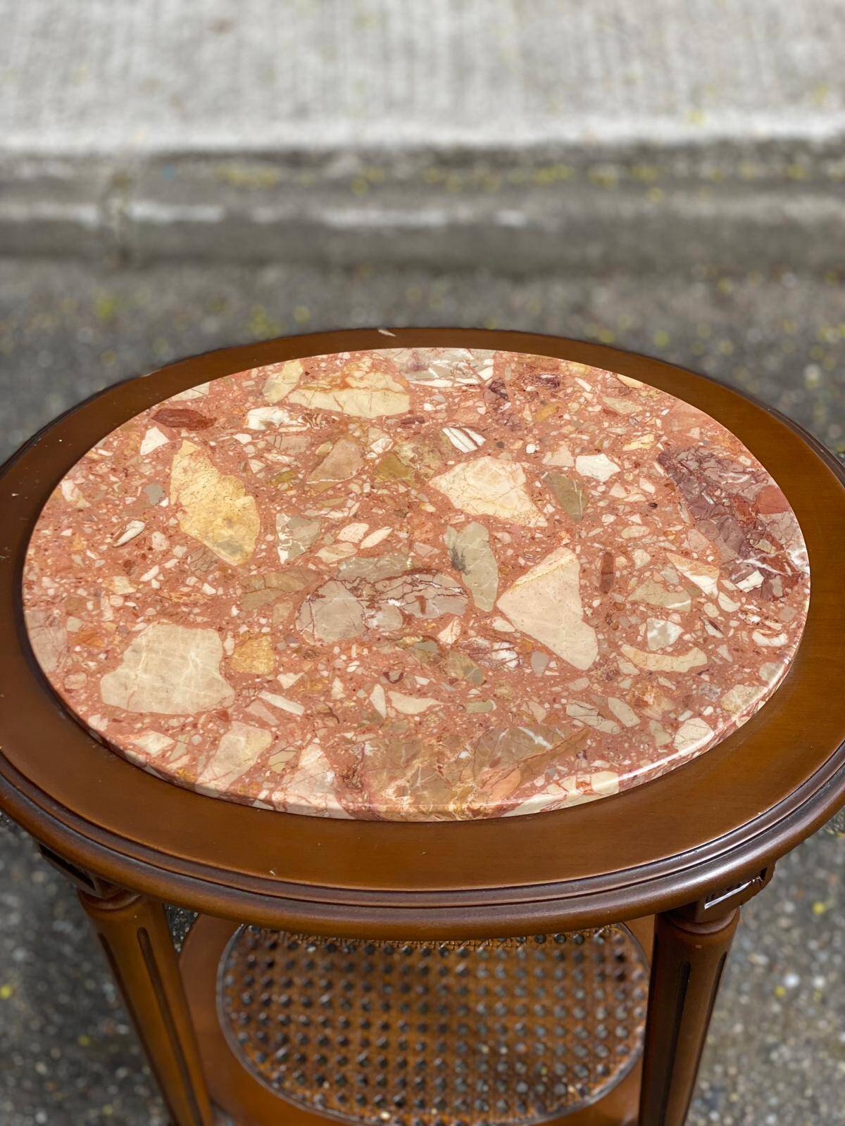 Oval Louis XVI gueridon carved in solid cherry wood with pink marble.