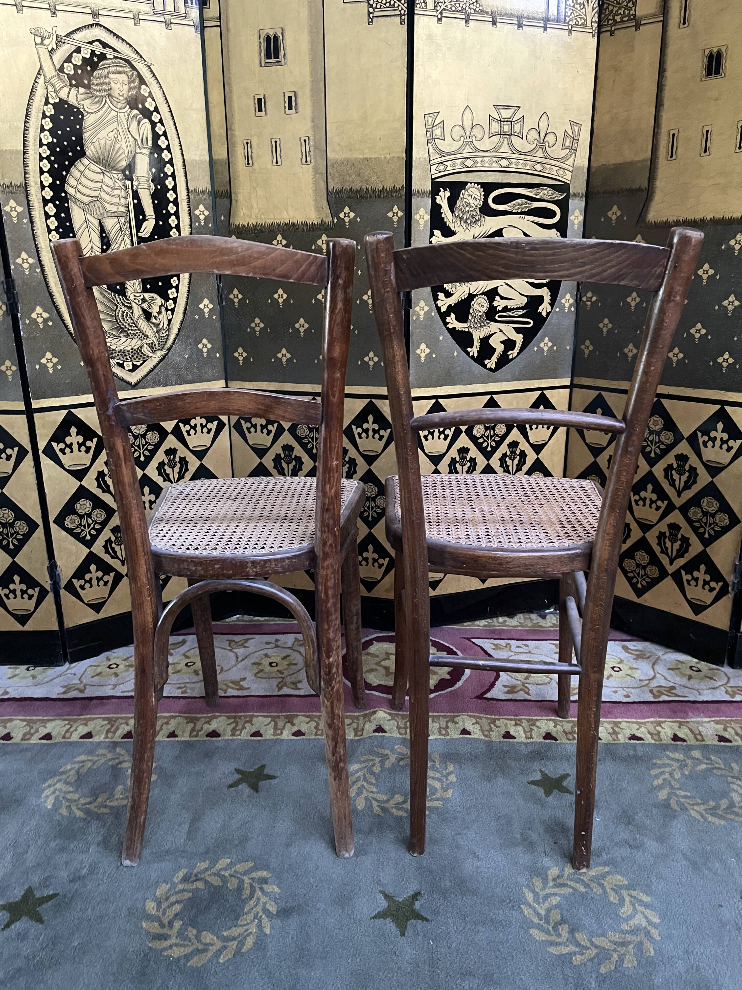 Suite of 10 bistro chairs in cannage