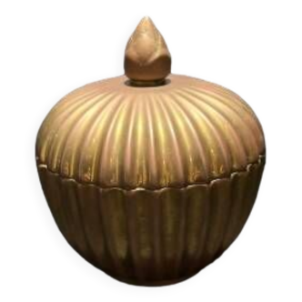 Pot en laiton