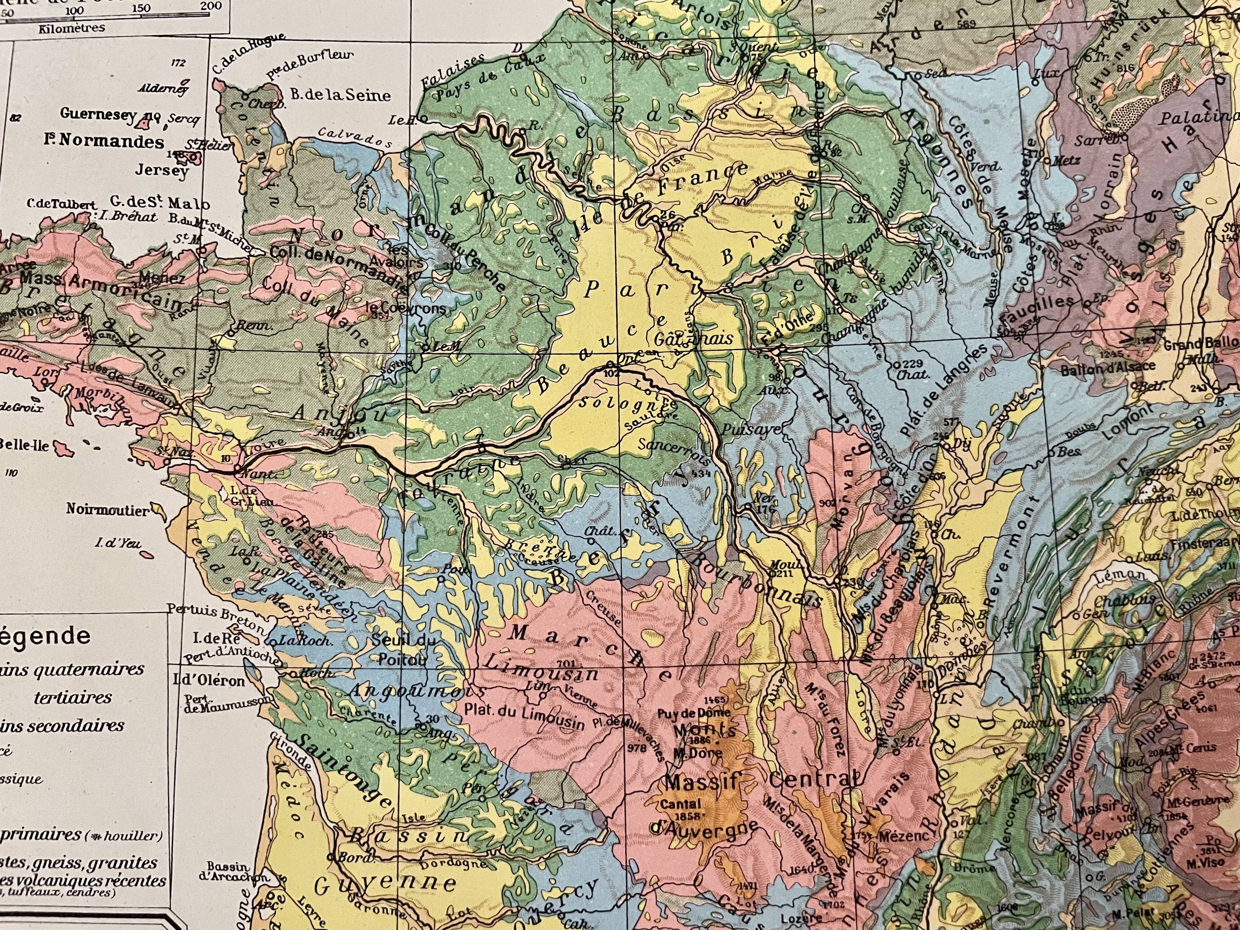 Old map of the geological France of 1945