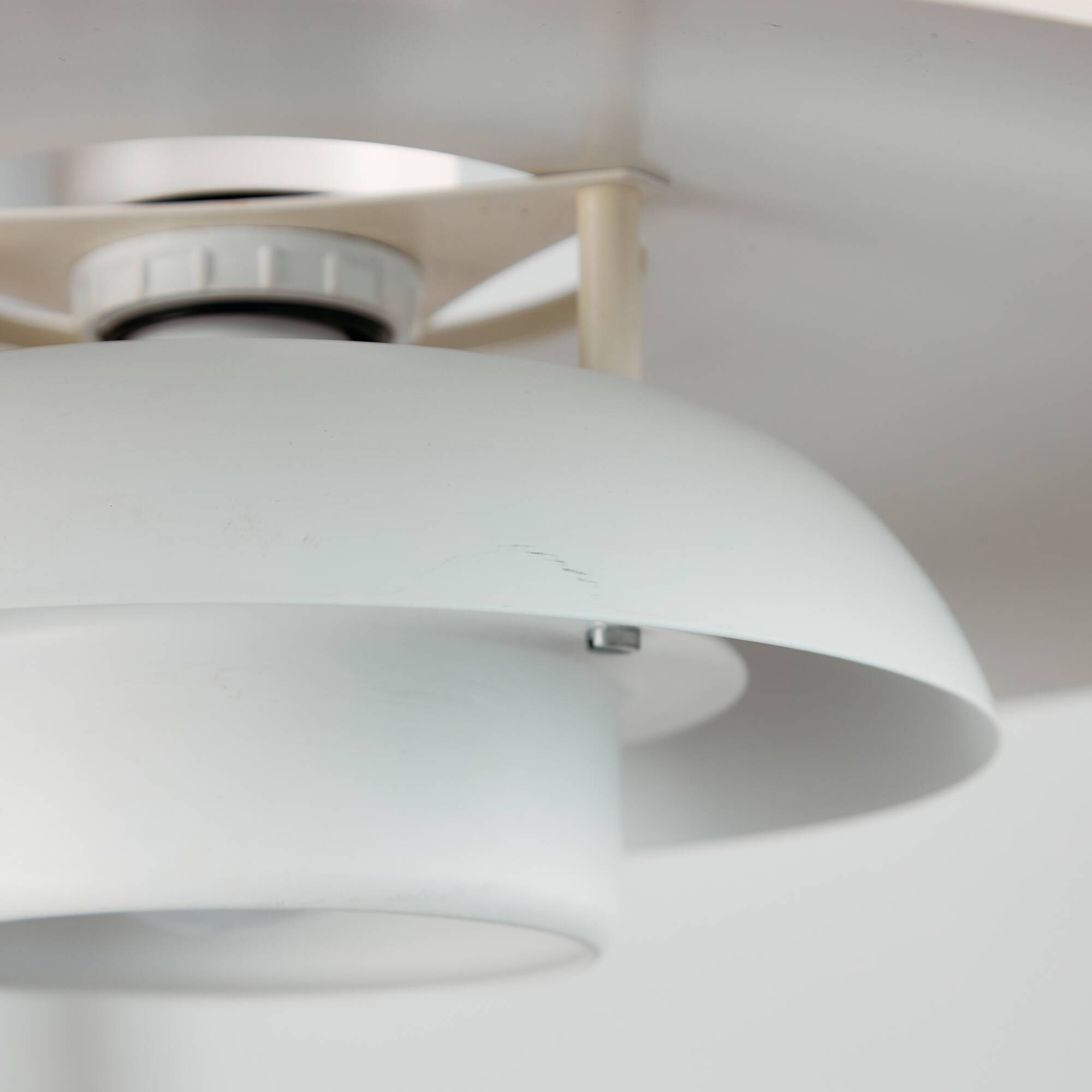 Suspension Type 4756 par Lyskær Belysning