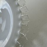 Vintage 25 cm opaline notched suspension