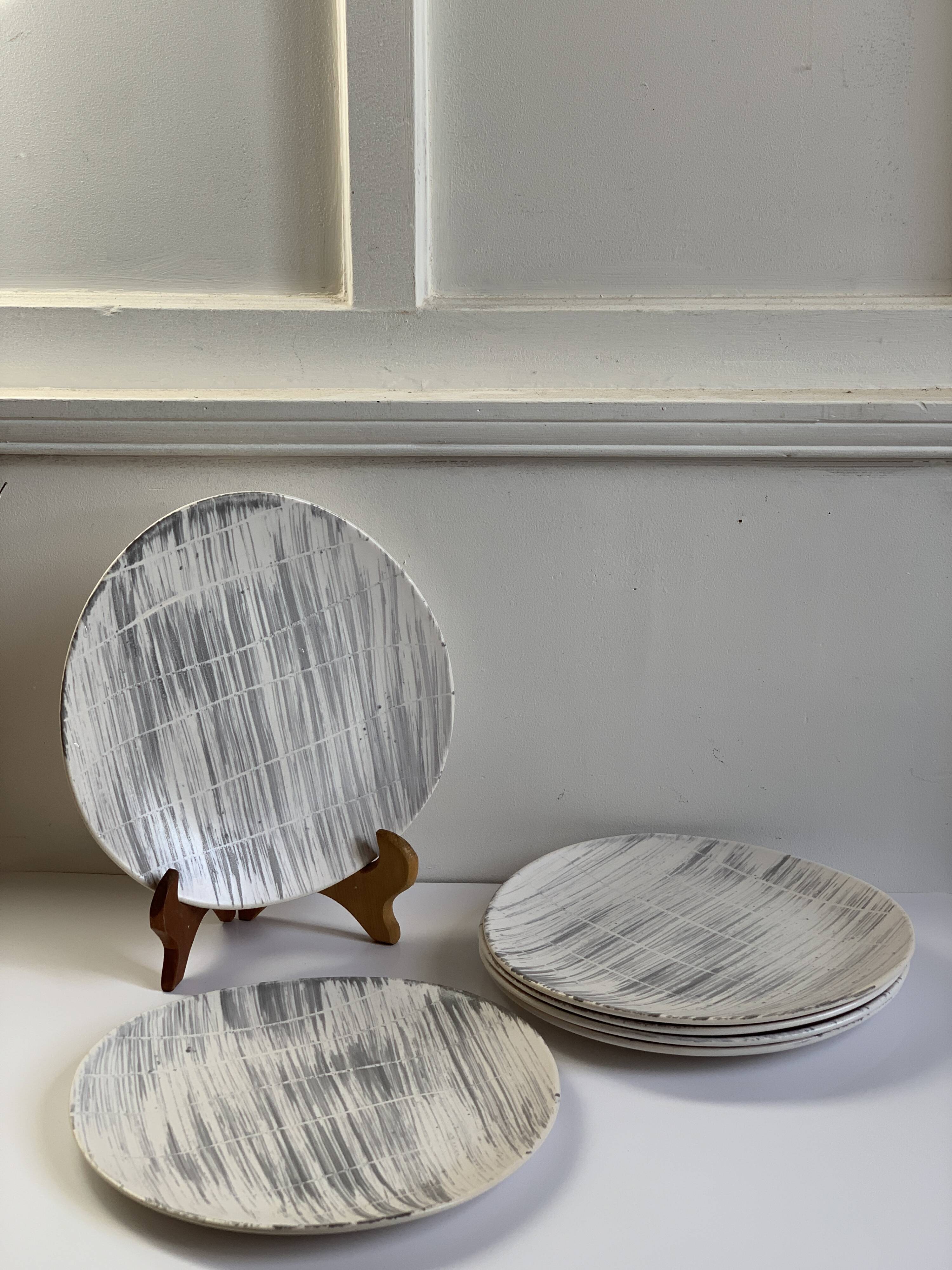 Niderviller dinner plates