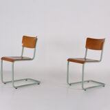 2 chairs style Bauhaus