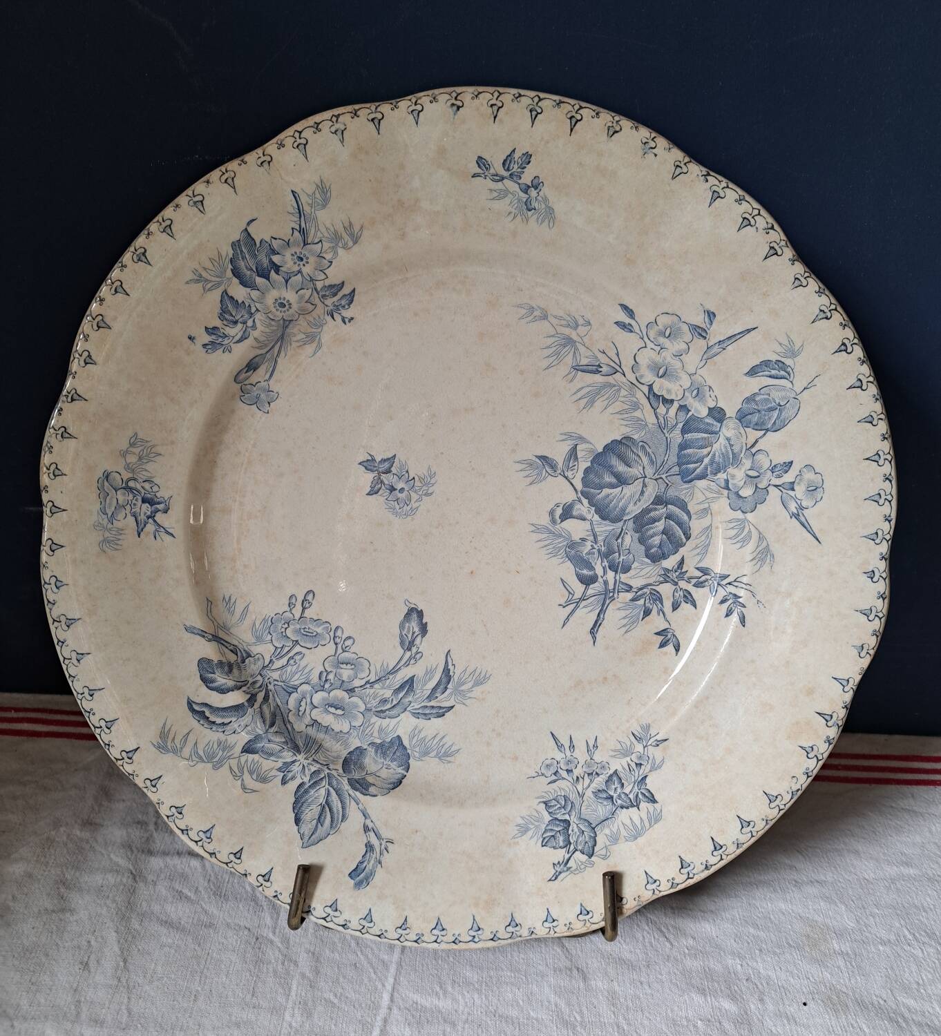 Large ironstone pattern platter
