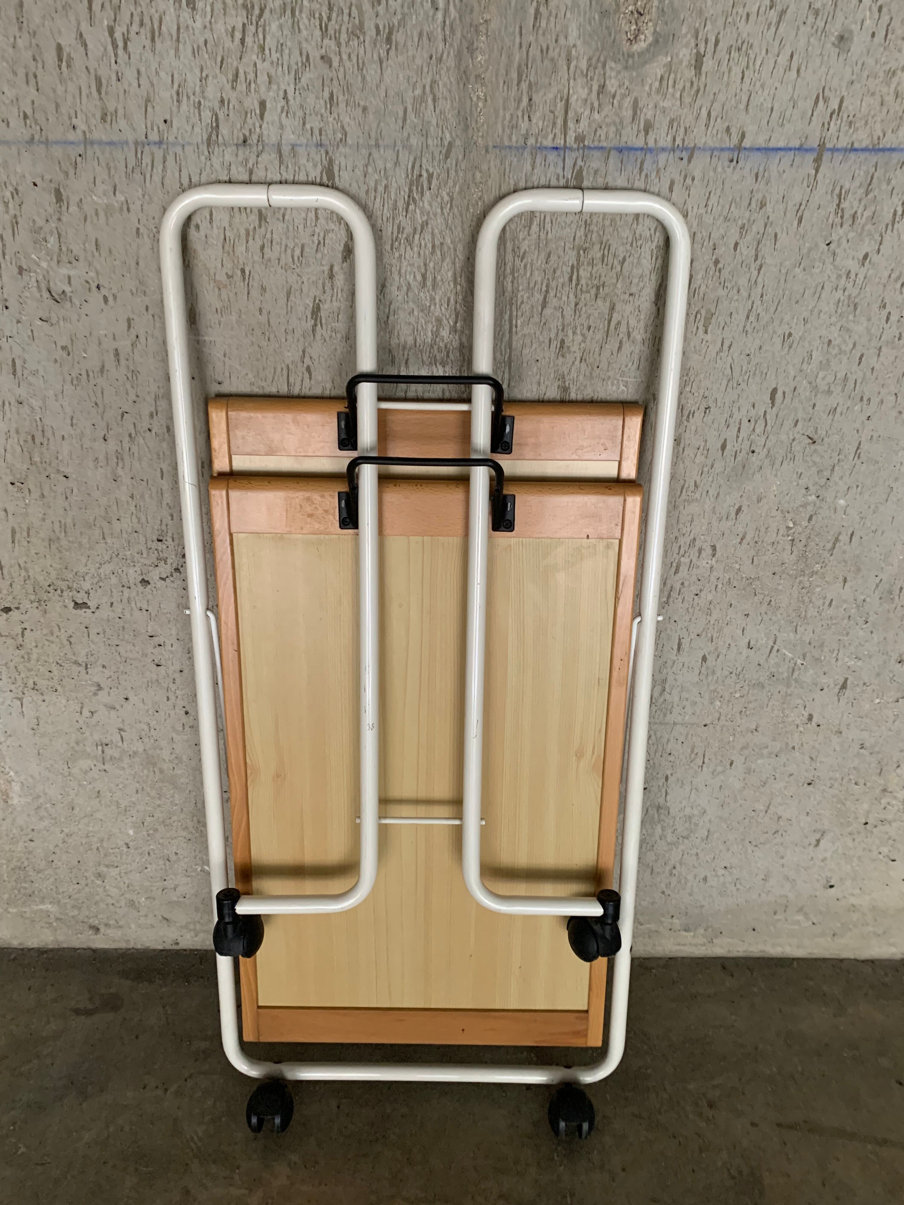 Vintage rolling table service