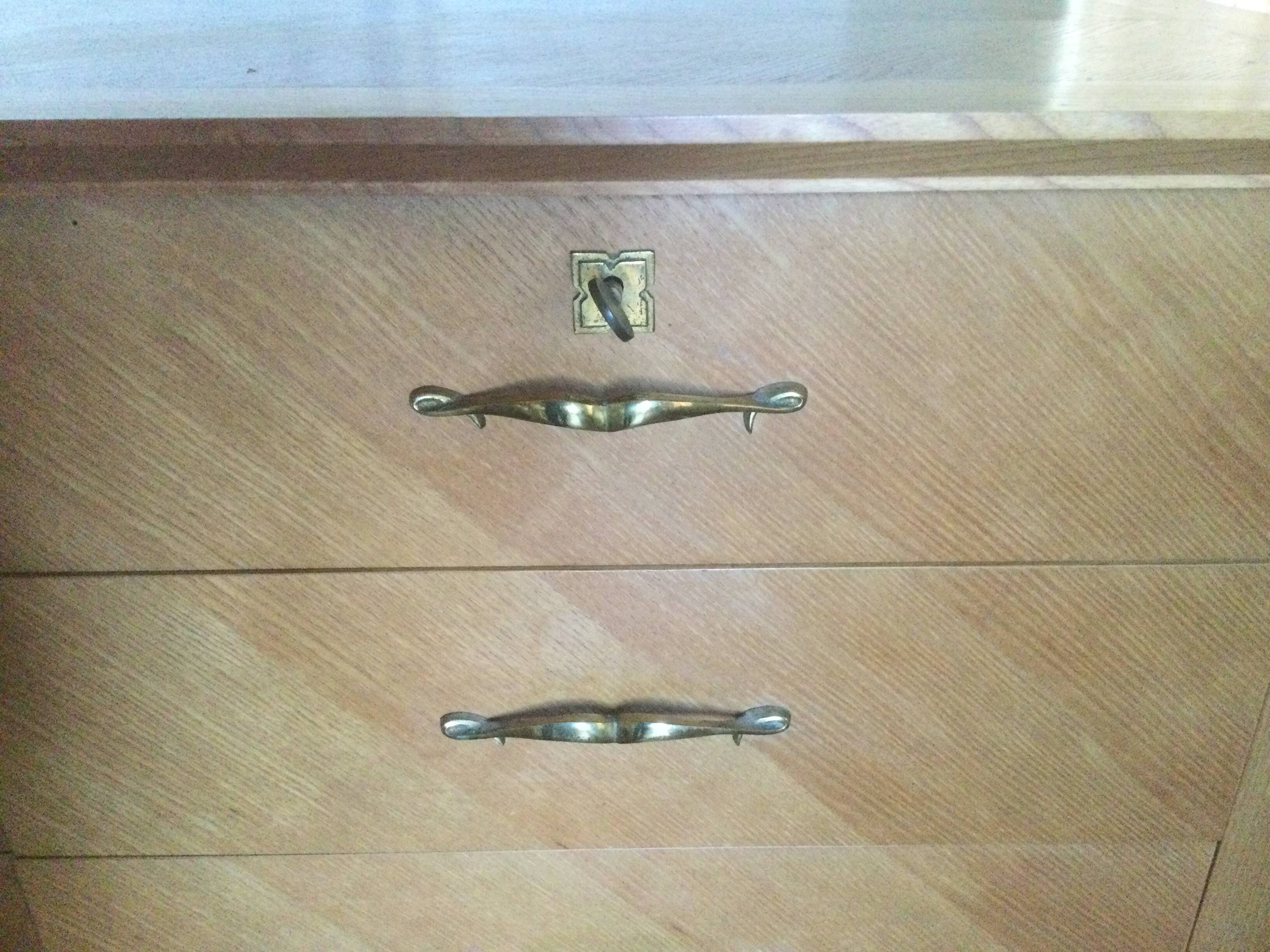 60s chest of drawers, 70 compass feet
