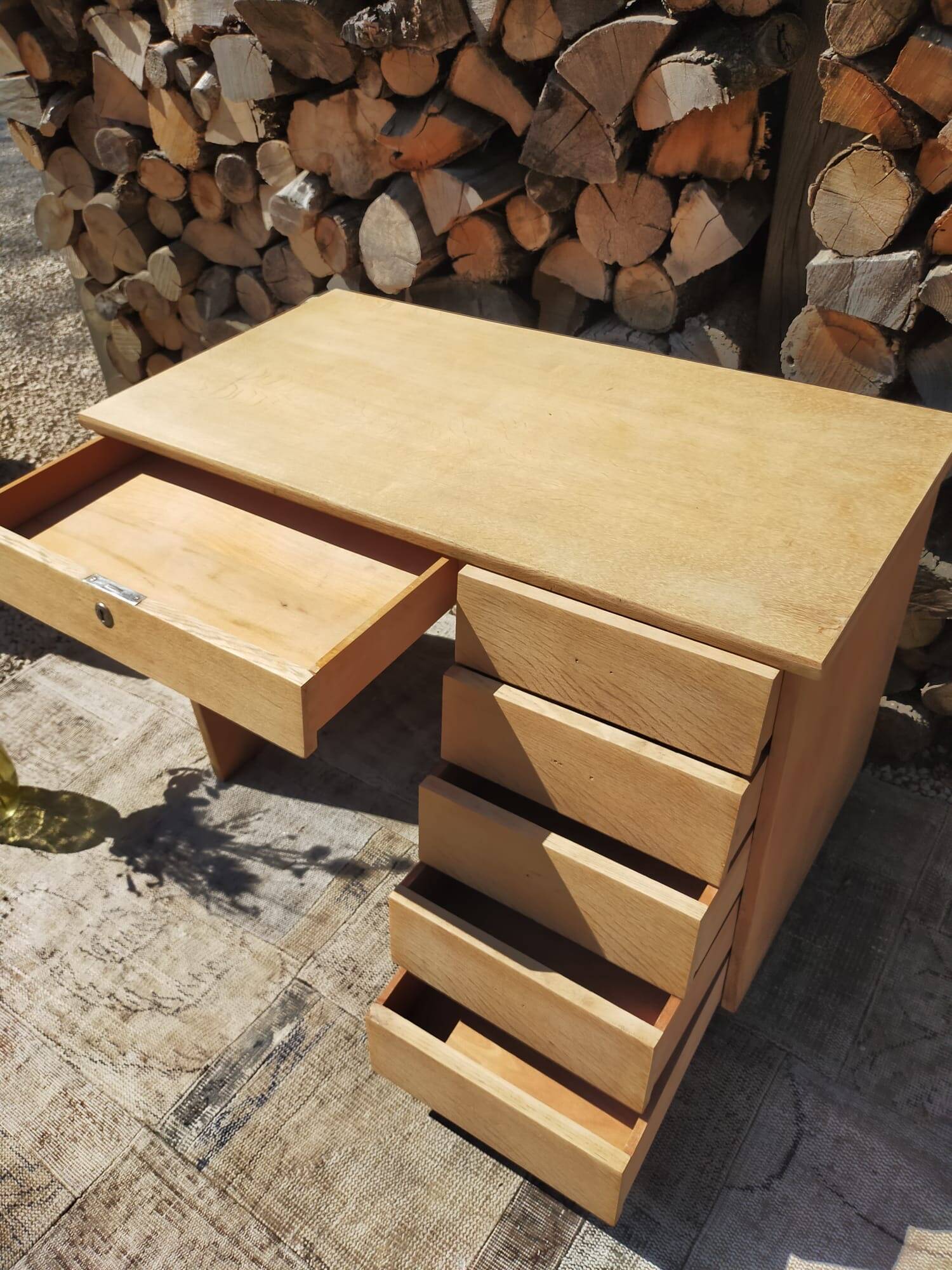 Renovated vintage office