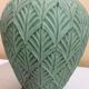 Vase conique en terre cuite