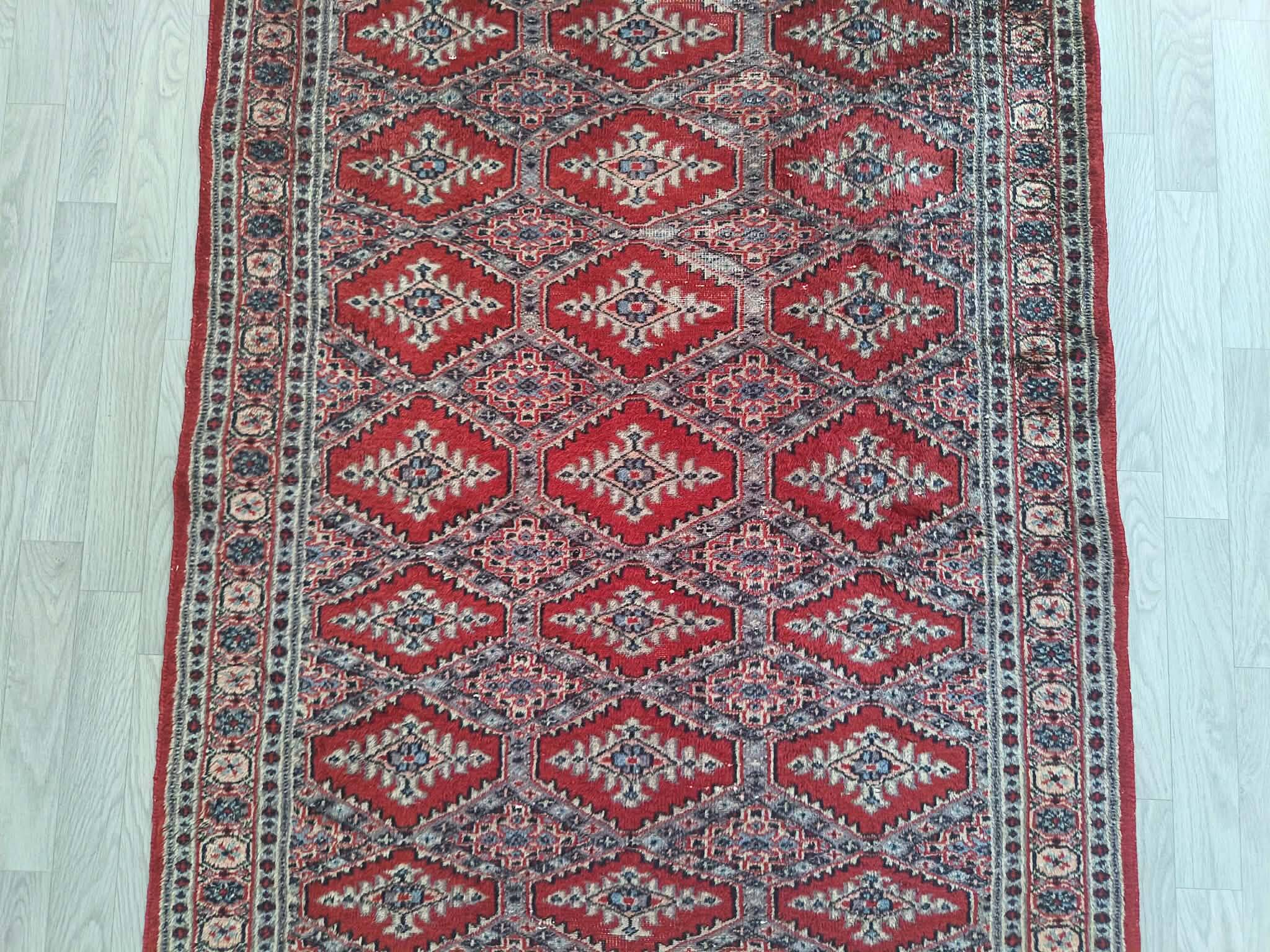 Handmade Pakistani carpet