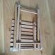 Tabouret pliant porte-plante en bois
