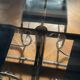 Table Florence Knoll pour Roche Bobois en verre fumé et chrome, années 70