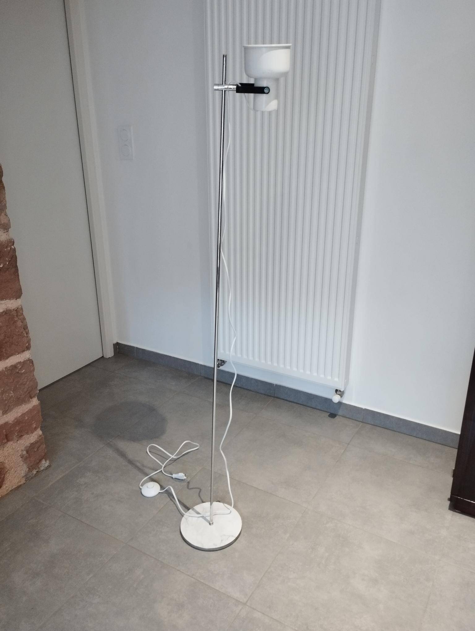 Space-Age Lamp - Scandinavian design floor lamp - adjustable vintage era