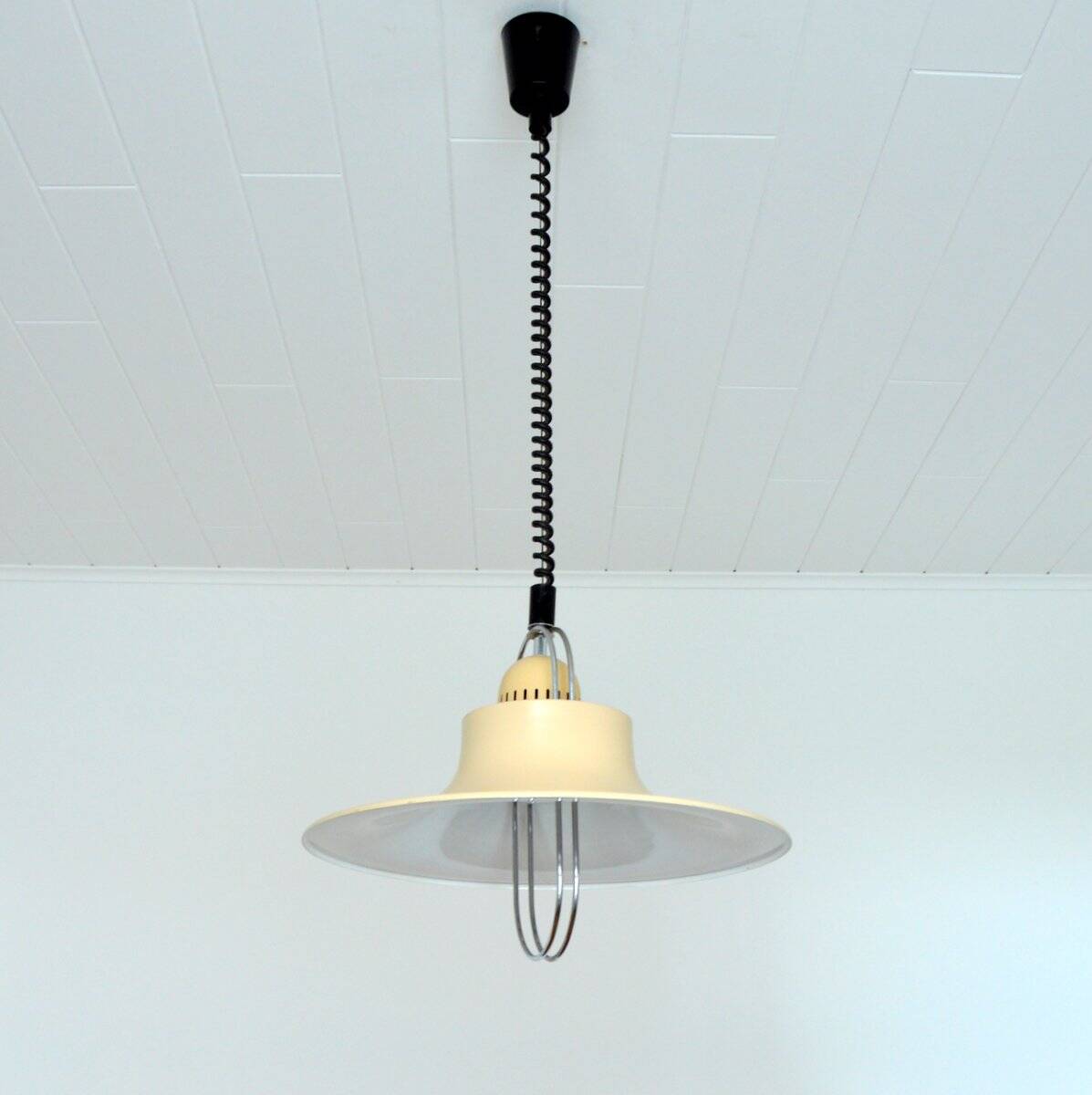 Suspension space age monte et baisse design 1970s