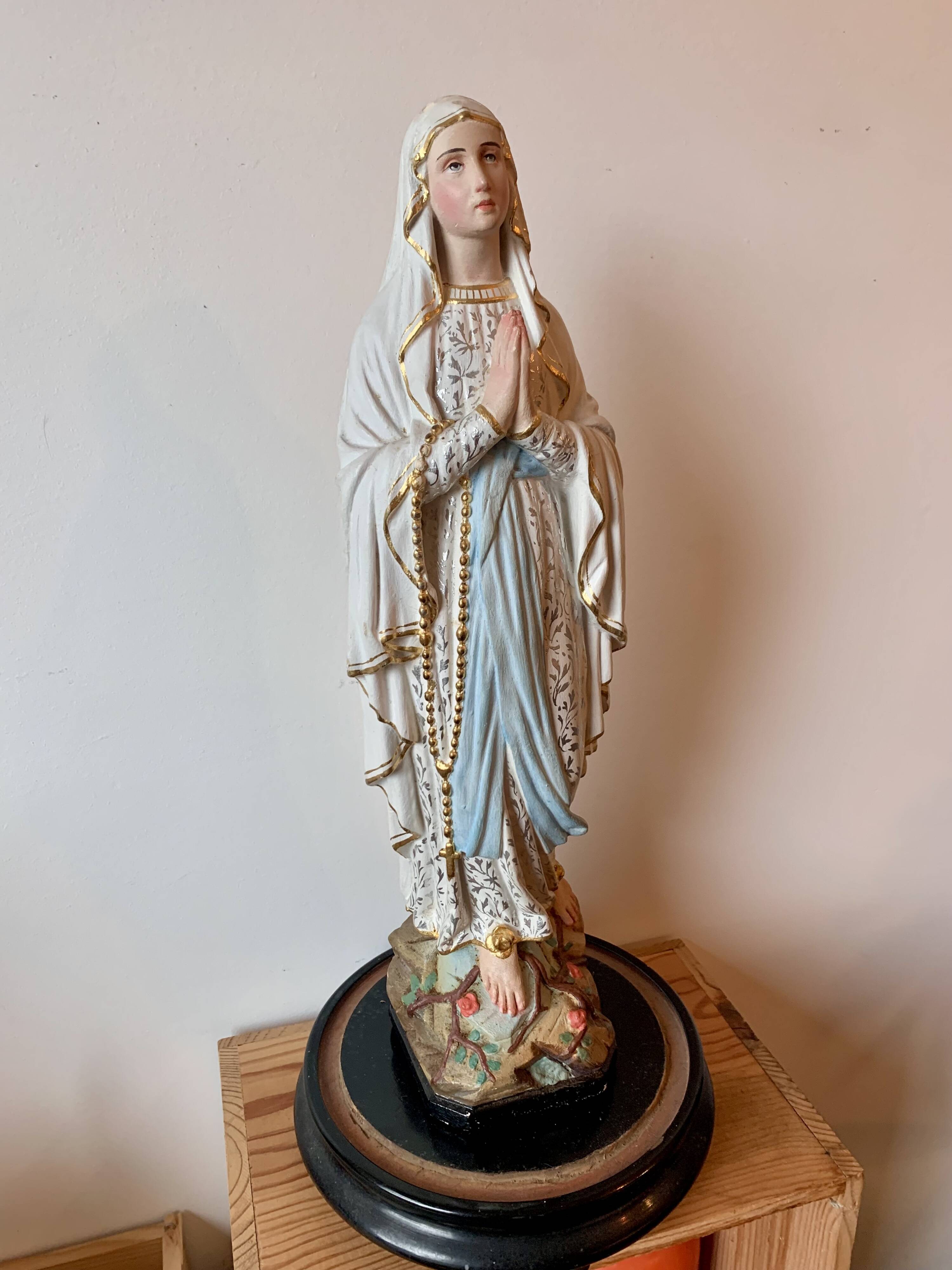 Old Globe and Virgin early 1900