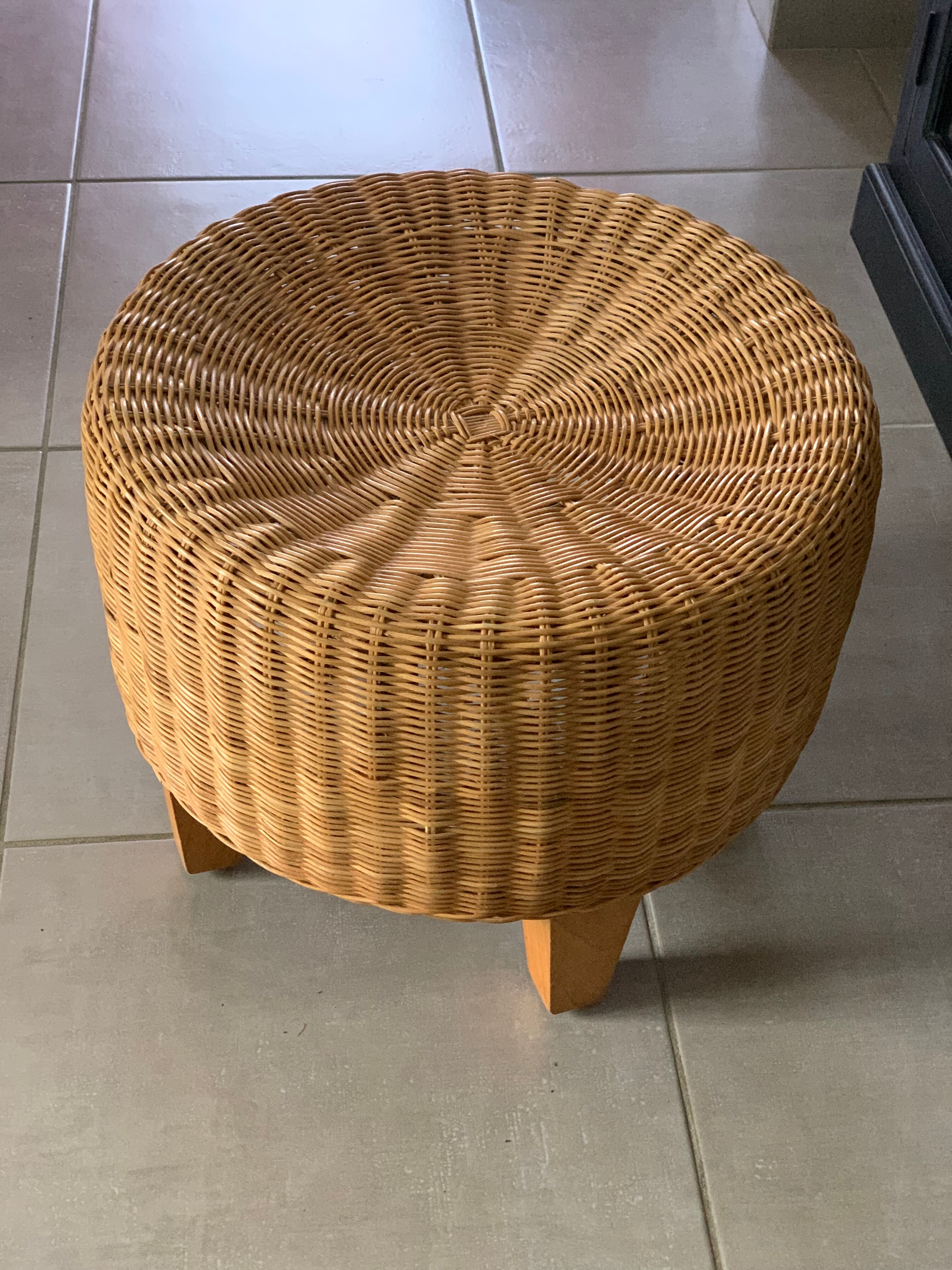 Rattan stool