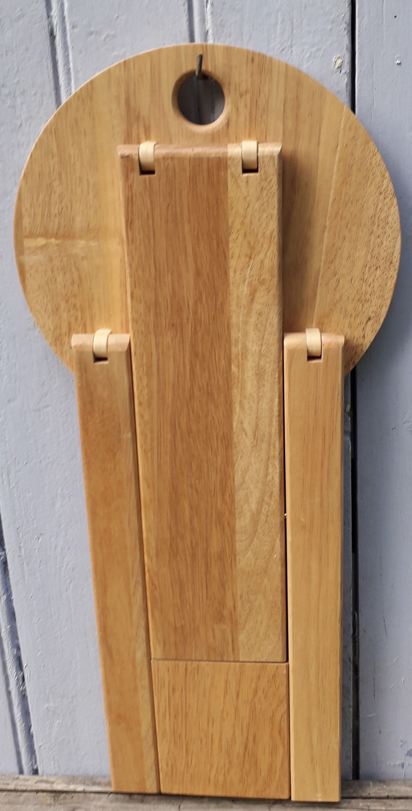 Suzy stool, design Adrian reed