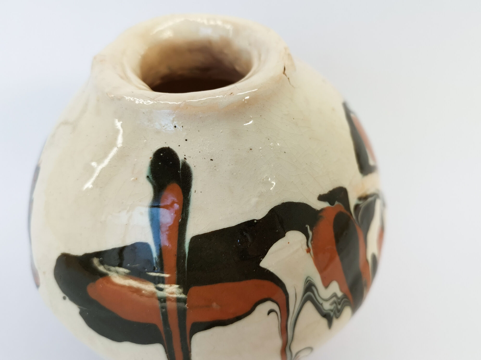 Round vase / signature fm / 1970s / mid-century / modernist / french ceramics
