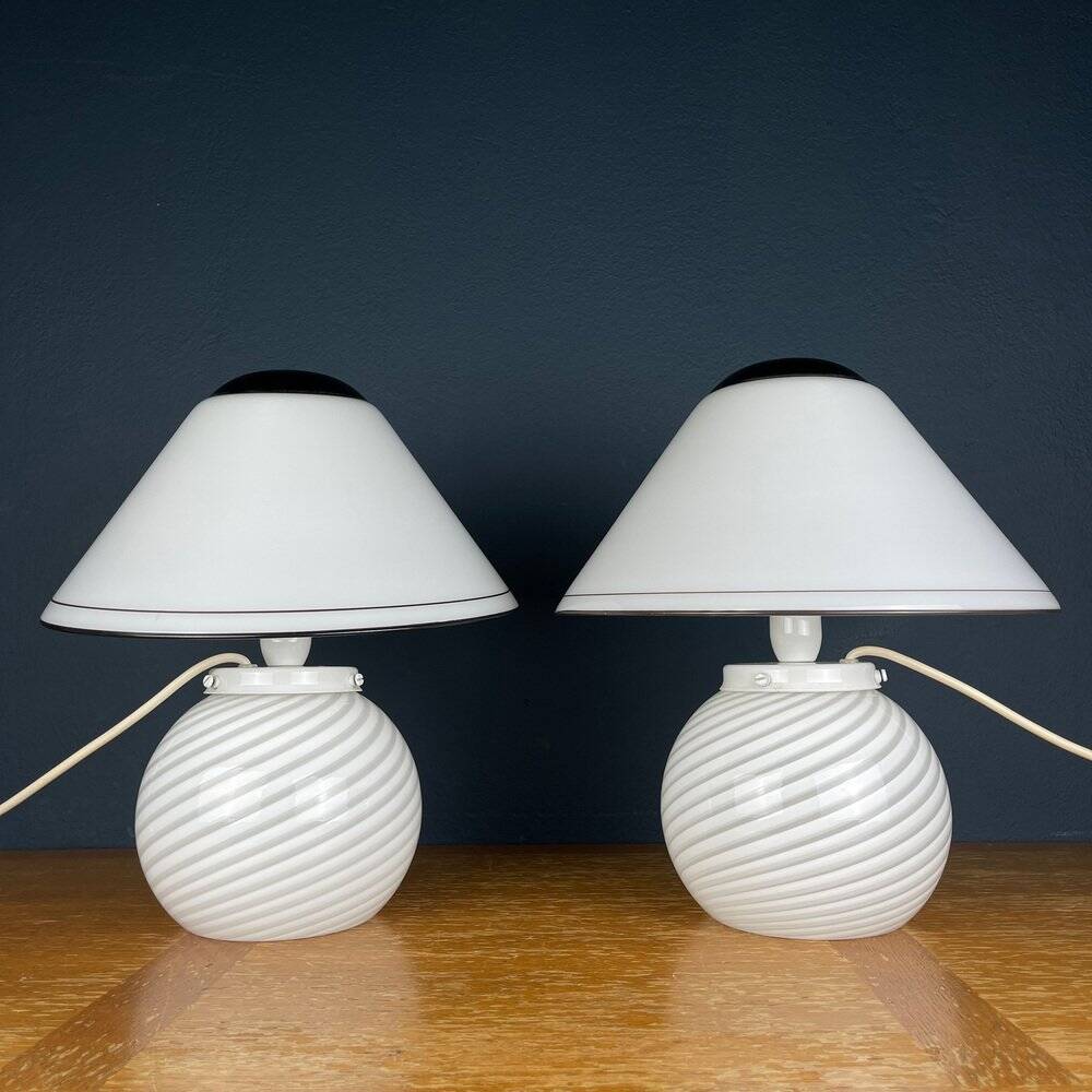 White Murano table lamps, 1970s, set of 2