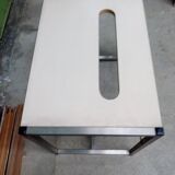 Petite table style industriel