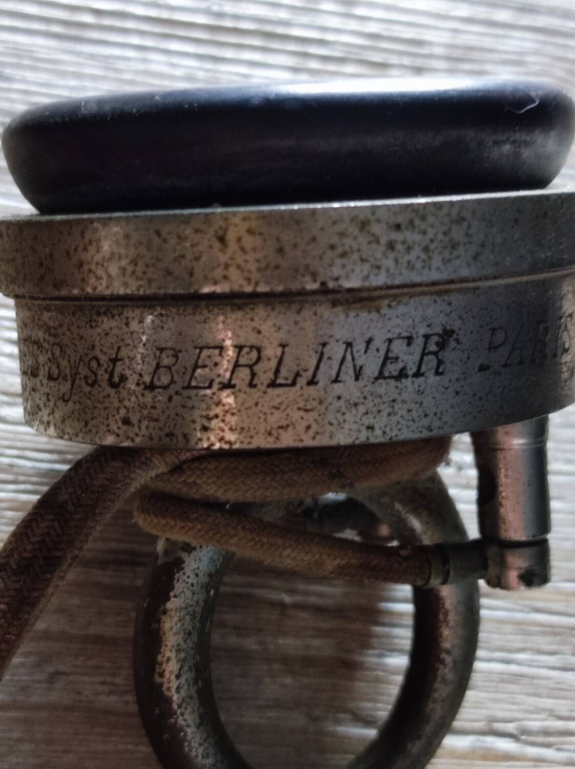 Standard telephone