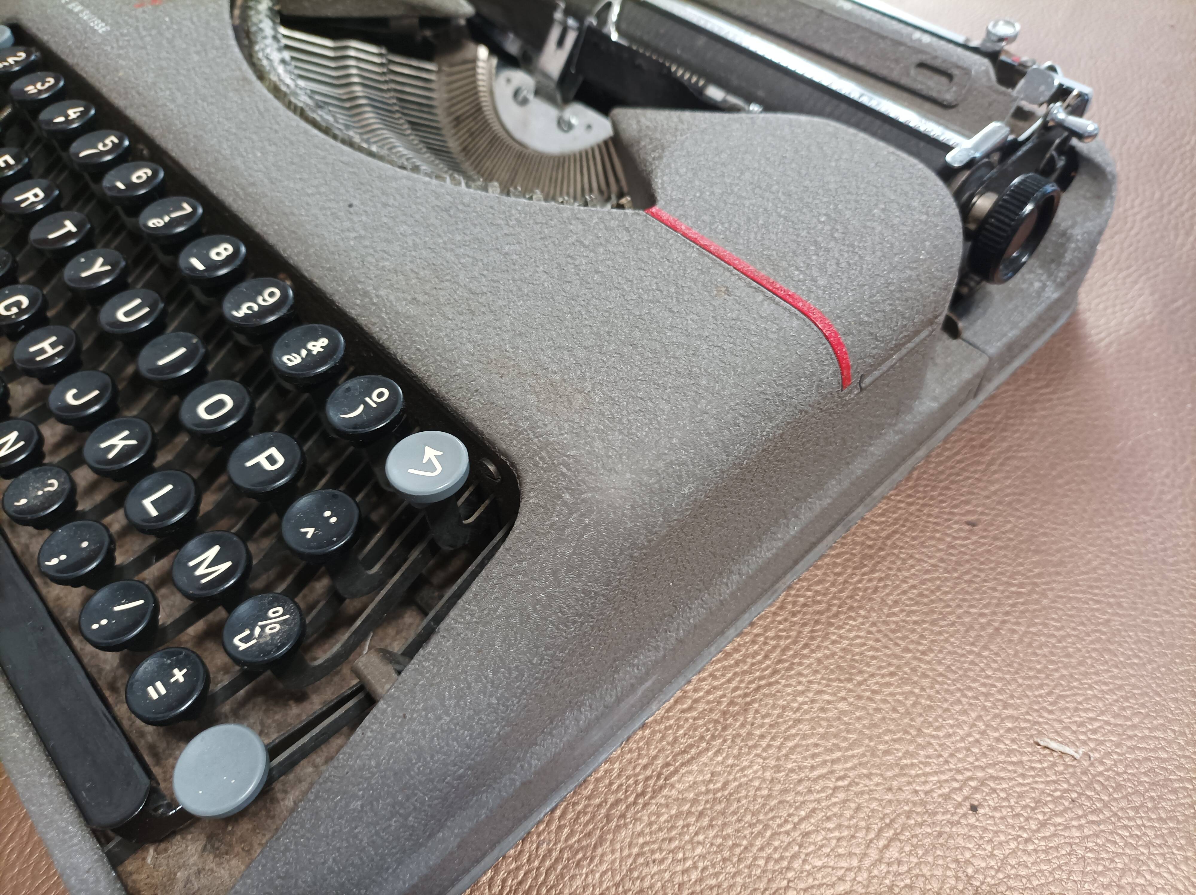 Hermès Baby Suisse typewriter 1940s/1950s