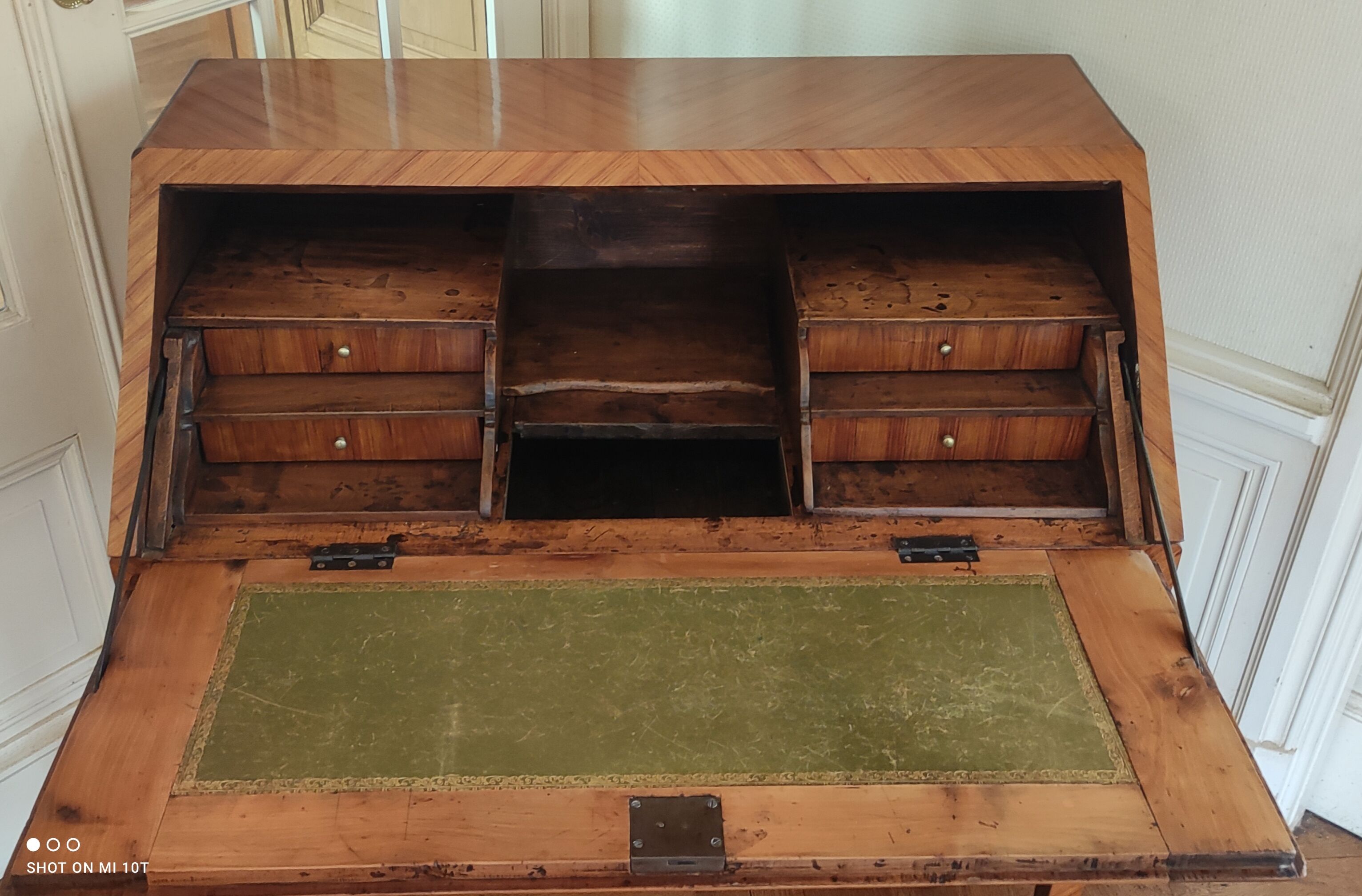 Louis xv period slope office