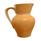 Sandstone pitcher